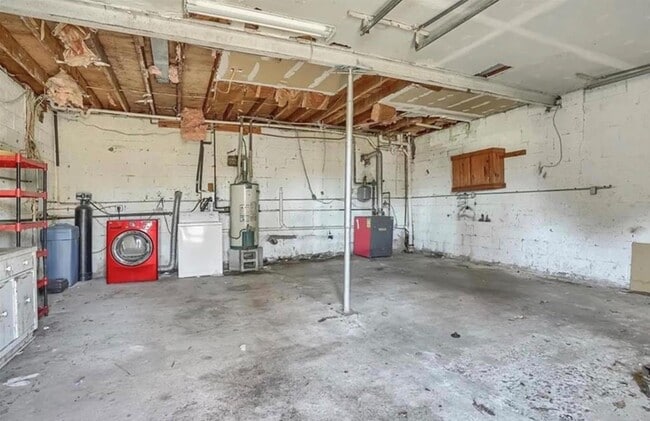 Building Photo - 1535 NY-208