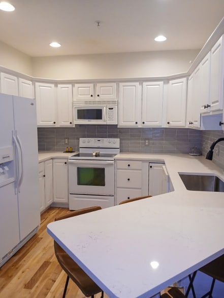 Building Photo - 1430 Forest St