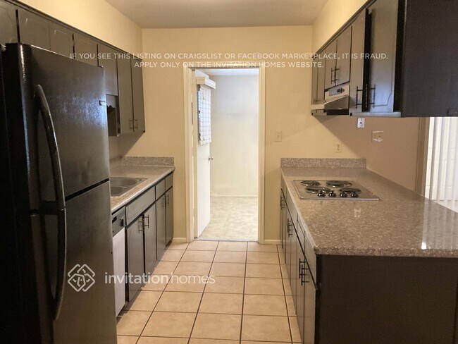 Building Photo - 8858 N 13th St