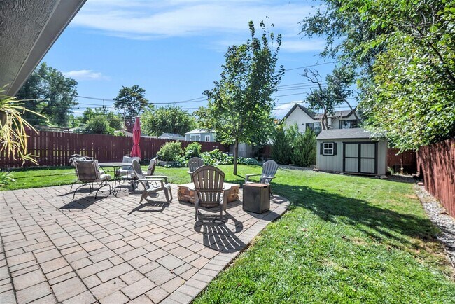 Building Photo - Beautiful Home Available in Berkeley Neigh...