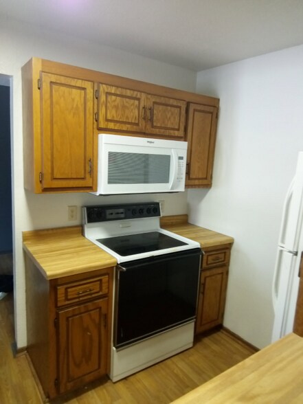 Building Photo - 157 Mindy Ln