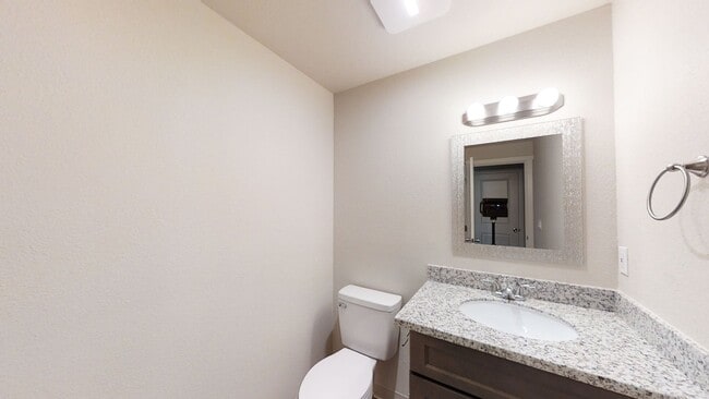 Building Photo - 1510-1512 151ST ST Ct S