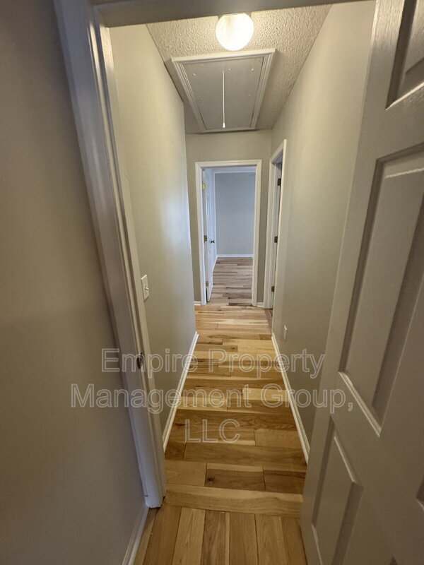 Building Photo - 66 Sand Oak Ct