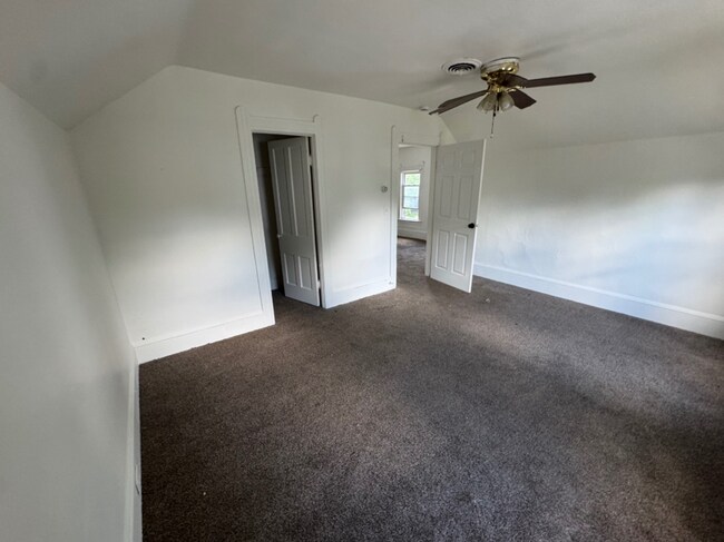 Building Photo - 3134 W 88th St