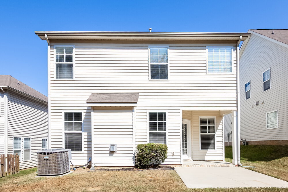 Building Photo - 13944 Mallard Lake Rd