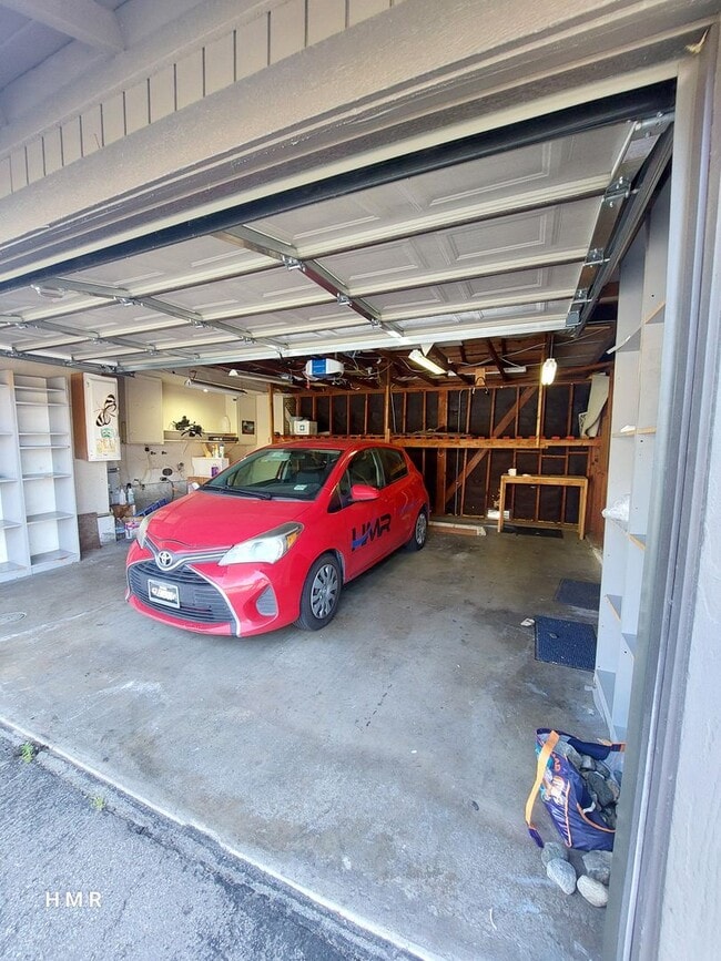 Building Photo - 3 bedrooms 3 baths in San Dimas Glenwood T...