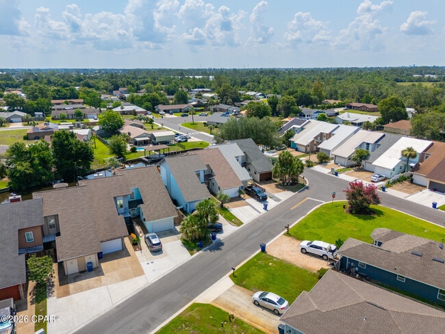 Building Photo - 1365 Capri Dr