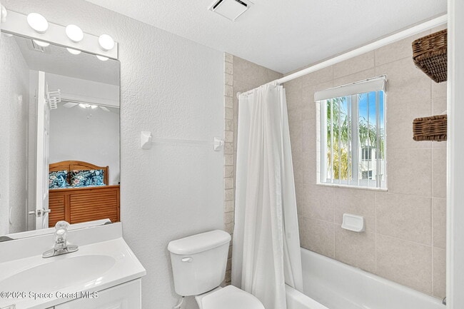 Building Photo - 446 N Seaport Blvd