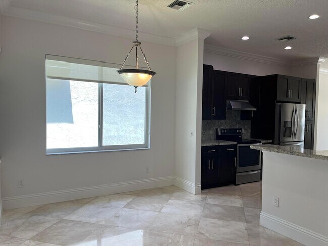 Building Photo - 7684 Doubleton Dr