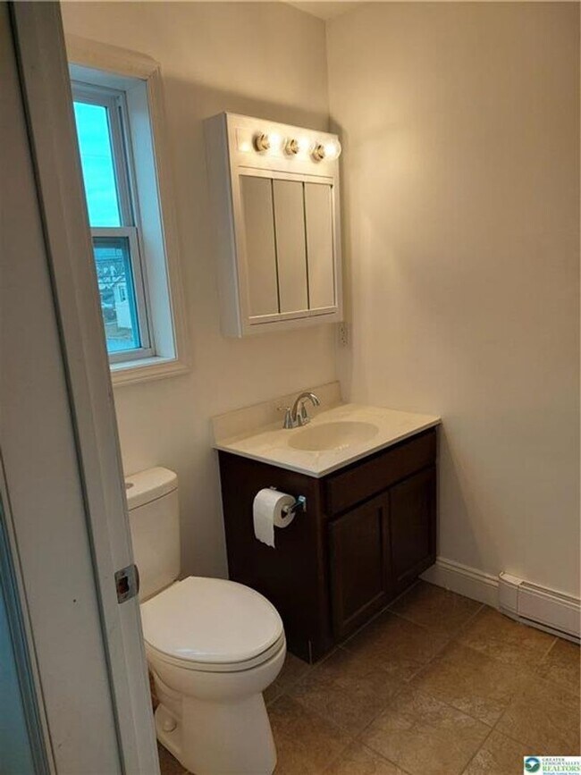 Building Photo - 315 Clearfield St