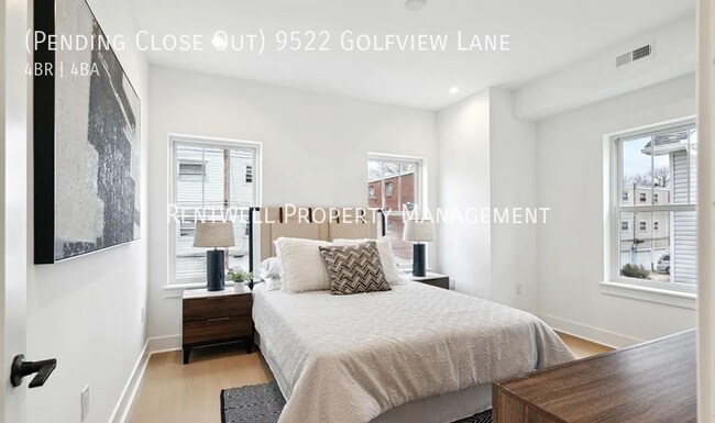 Building Photo - 9522 Golfview Ln