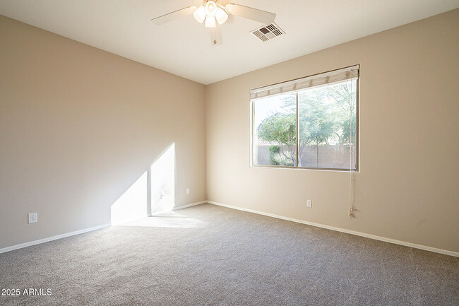 Building Photo - 39802 N Cross Timbers Way