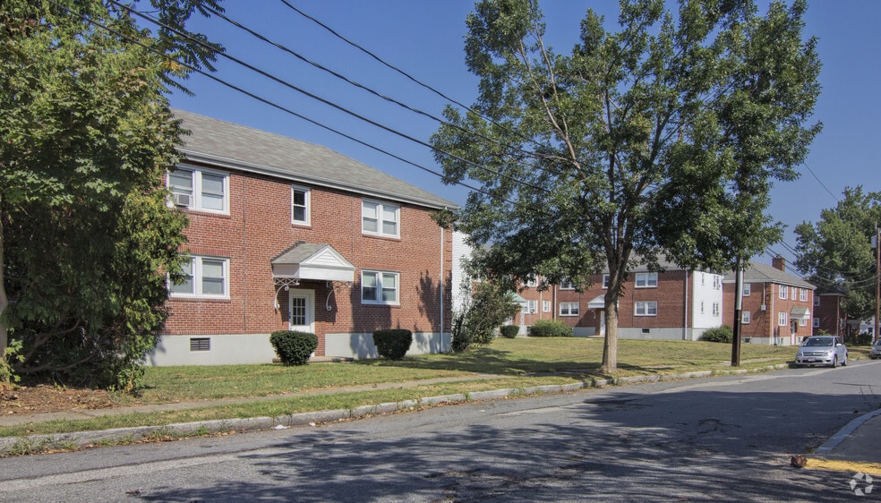 Primary Photo - Arlington Gardens Apartments