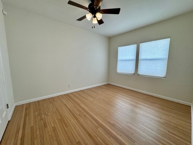 Building Photo - Stunning 3-bedroom, 2-bathroom home in Leimert Park area