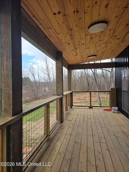 Building Photo - 1160 Cottonwood Dr