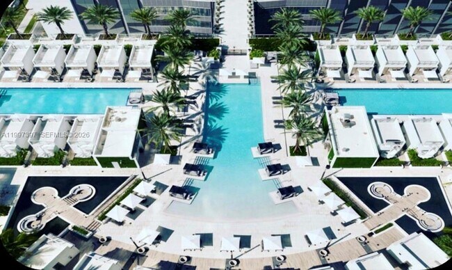 Building Photo - 851 NE 1st Ave