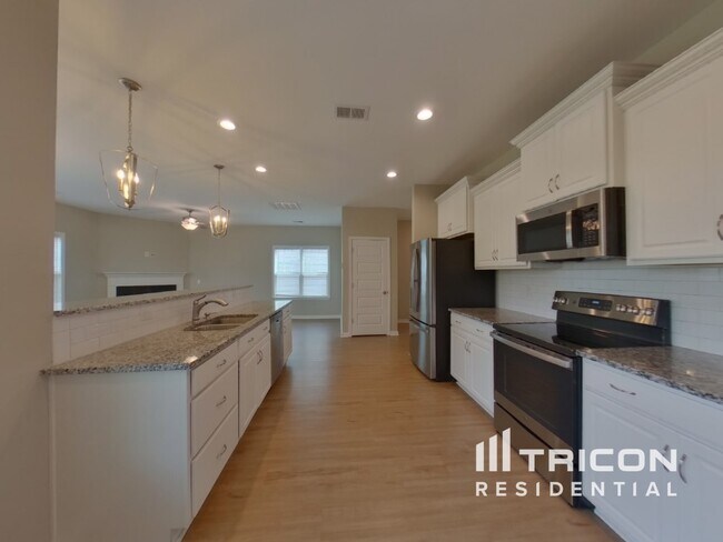 Building Photo - 108 Eventine Way