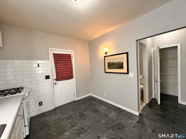 Building Photo - 74 Mt Pleasant St