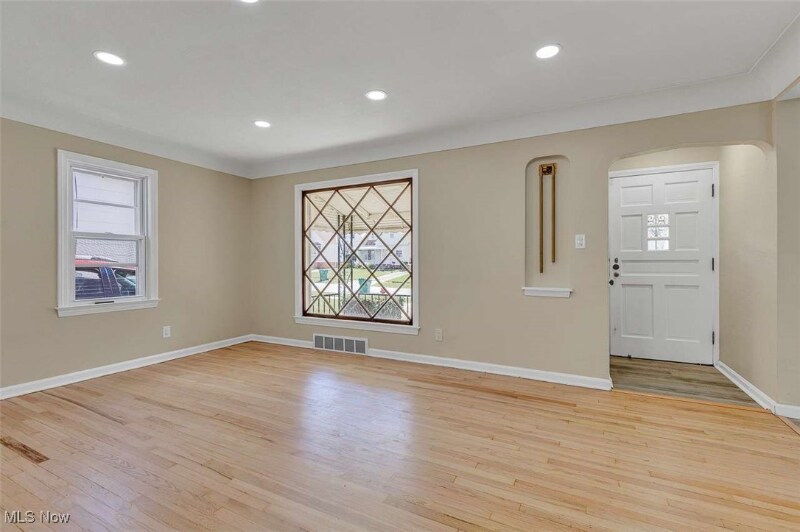 Building Photo - 14205 Kennerdown Ave