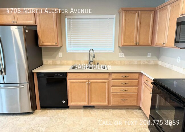 Building Photo - 4708 N Alester Ave
