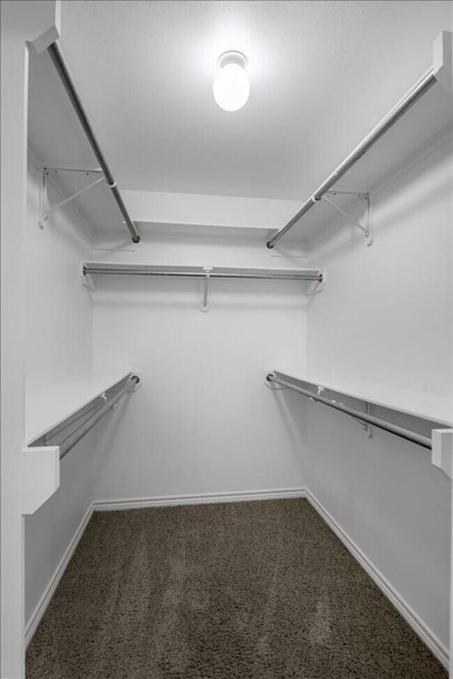 Building Photo - Stonebridge Villas #4077