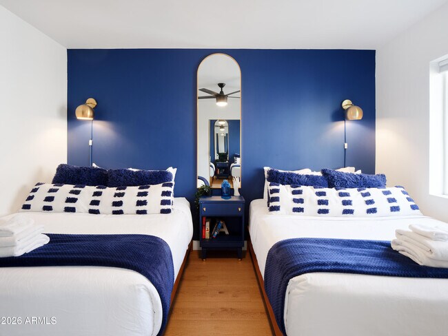 Building Photo - 15218 N 61st St