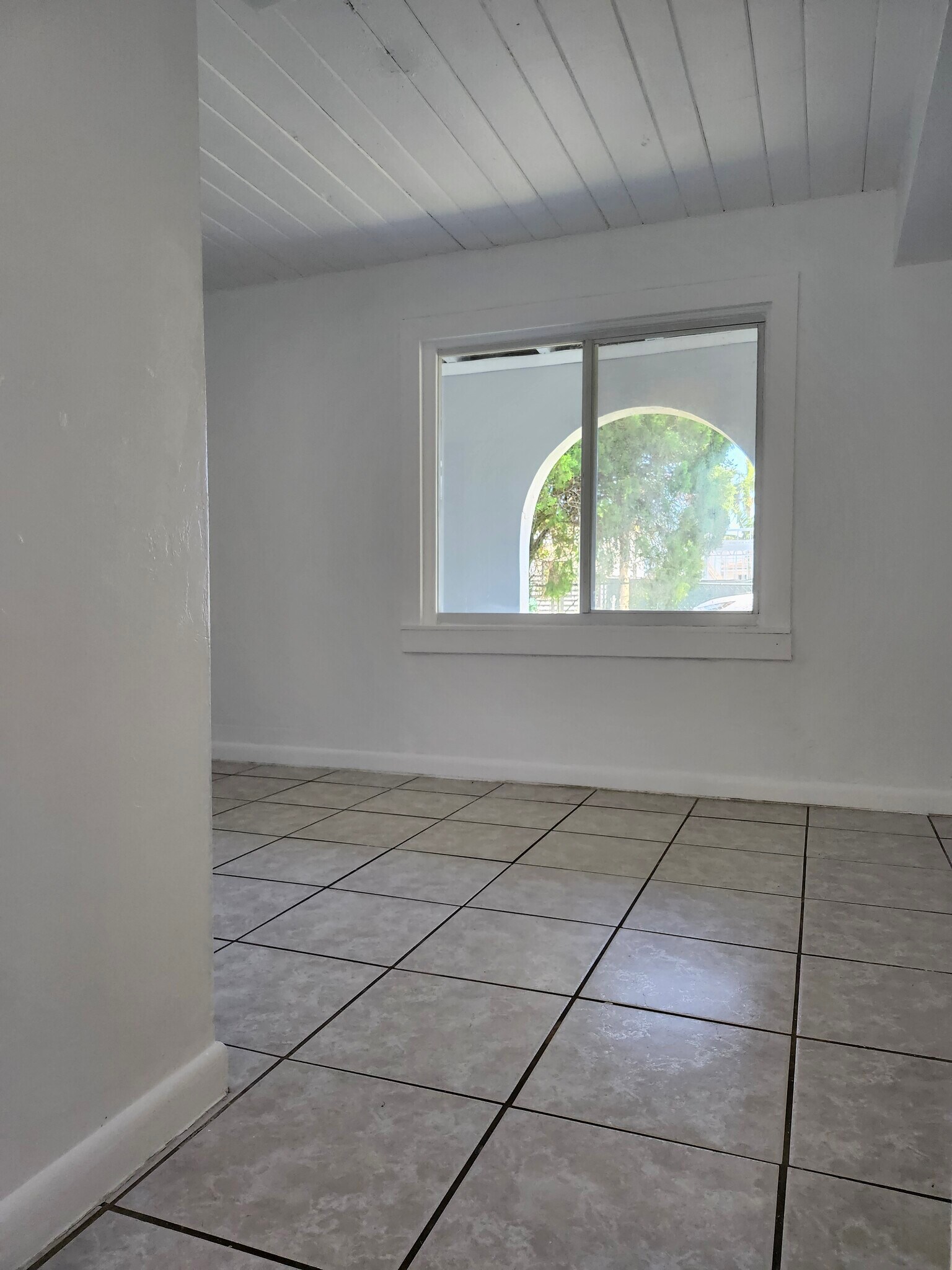 Building Photo - 8883 SW 126th Ter