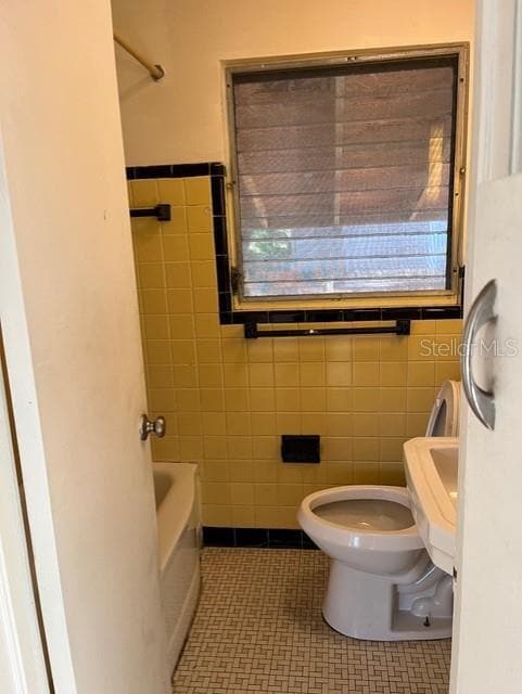 Building Photo - 6561 72nd Ave N