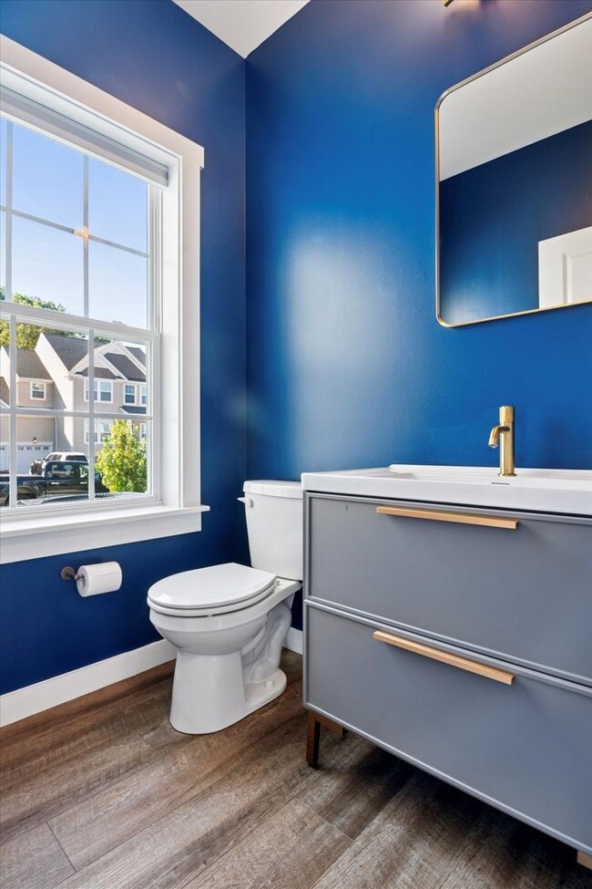 Building Photo - Available Immediately – 4 Bedroom, 2.5 Bat...