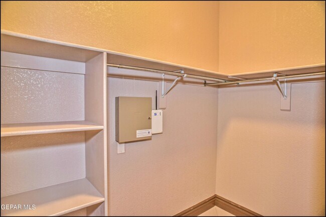 Building Photo - 14420 Misty Point Ct