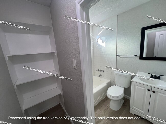 Building Photo - Nice Home For Rent