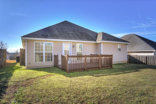 Building Photo - Beautiful Ranch in Grovetown