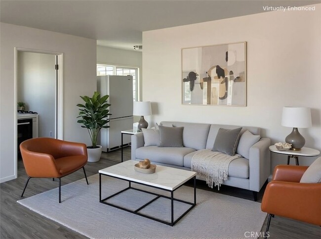 Building Photo - 700 W E St