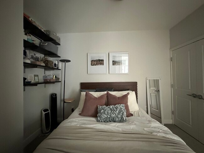 Building Photo - 4101 Albemarle St NW