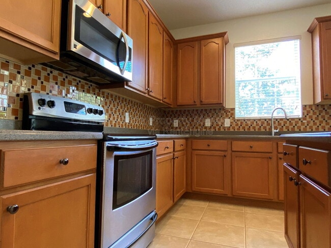 Building Photo - 9836 Old Patina Way