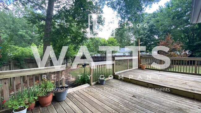 Building Photo - Wonderful 3 Bedroom Cottage in Crestline P...
