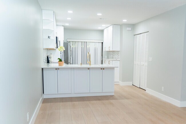 Building Photo - 431 Jupiter Lakes Blvd