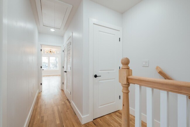 Building Photo - 90 Hollywood Ave