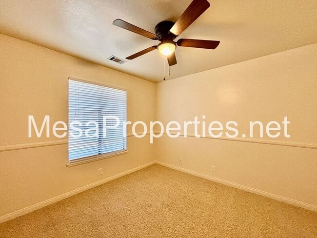 Building Photo - 16510 Fremontia St