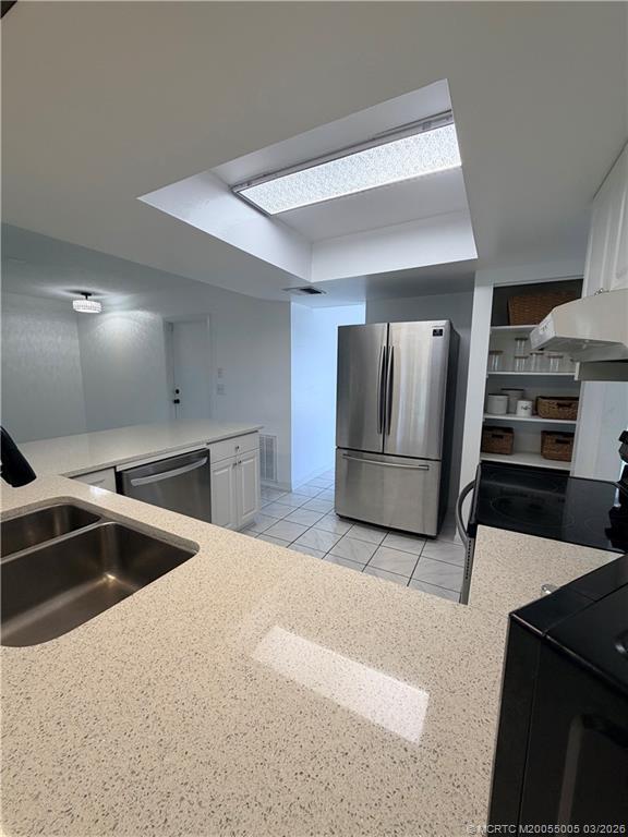 Building Photo - 761 SW Ravenswood Ln