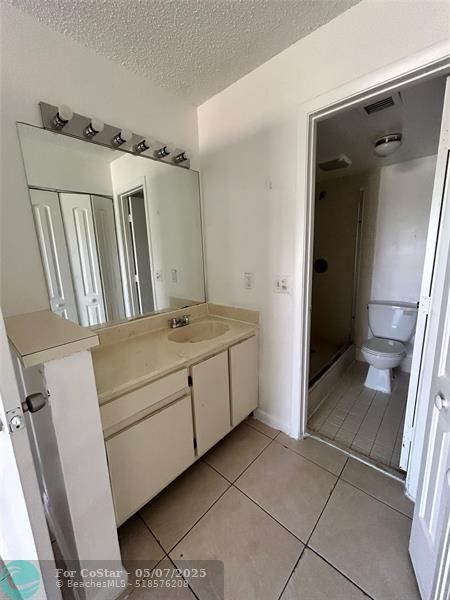 Building Photo - 2205 SW 80th Terrace