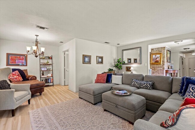 Building Photo - 2906 Whitemarsh Cir