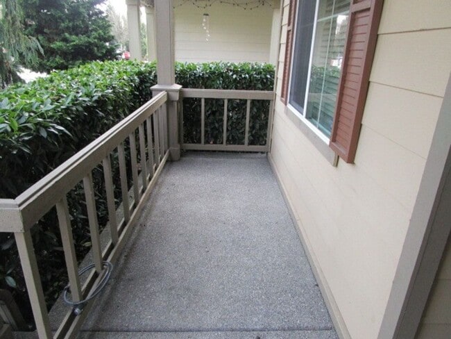 Building Photo - 3 Bedroom, 2.5 Bathroom Home with Office in Fife