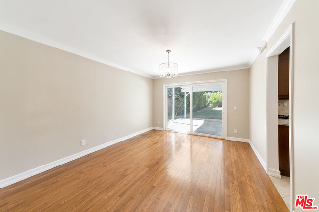 Building Photo - 20634 Nashville St