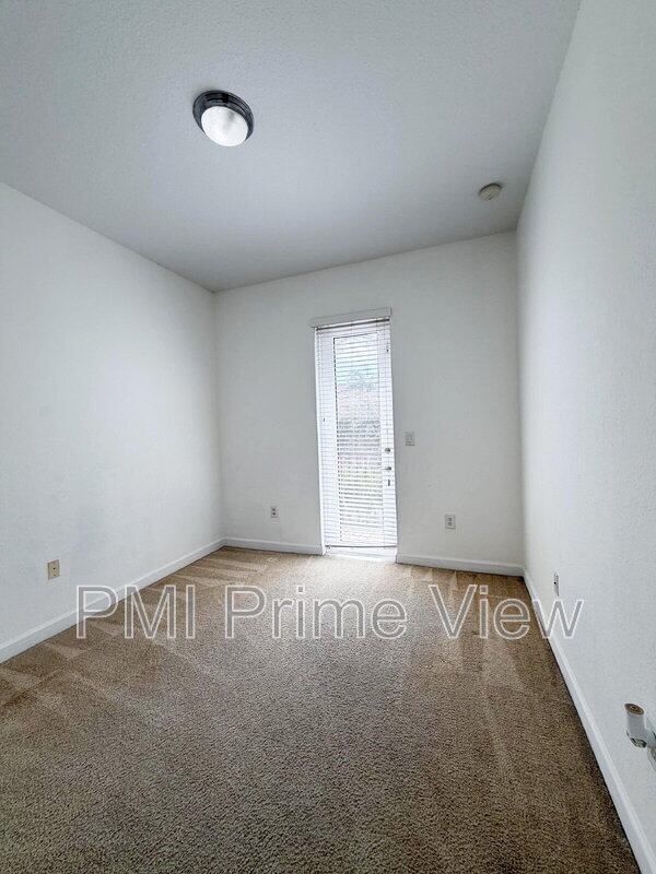 Building Photo - 12997 SW 135th St