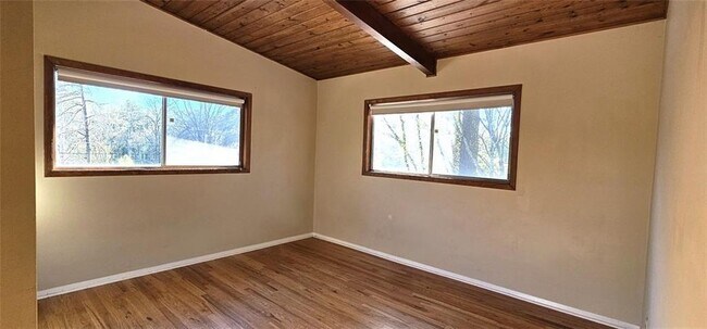 Building Photo - 1231 Cedar Park Pl