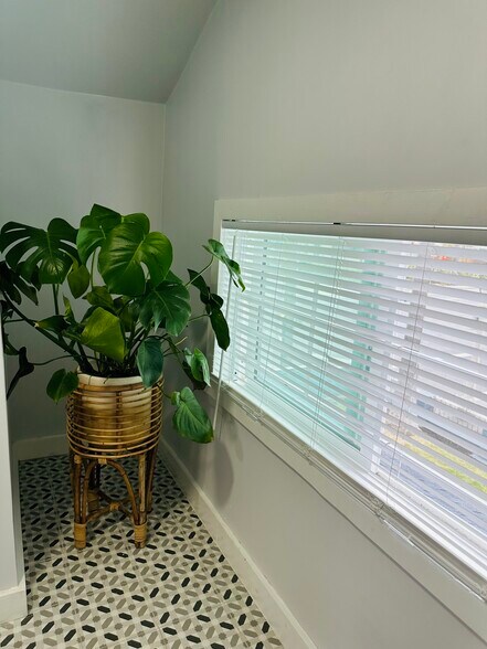 Building Photo - 2707 Cridge St