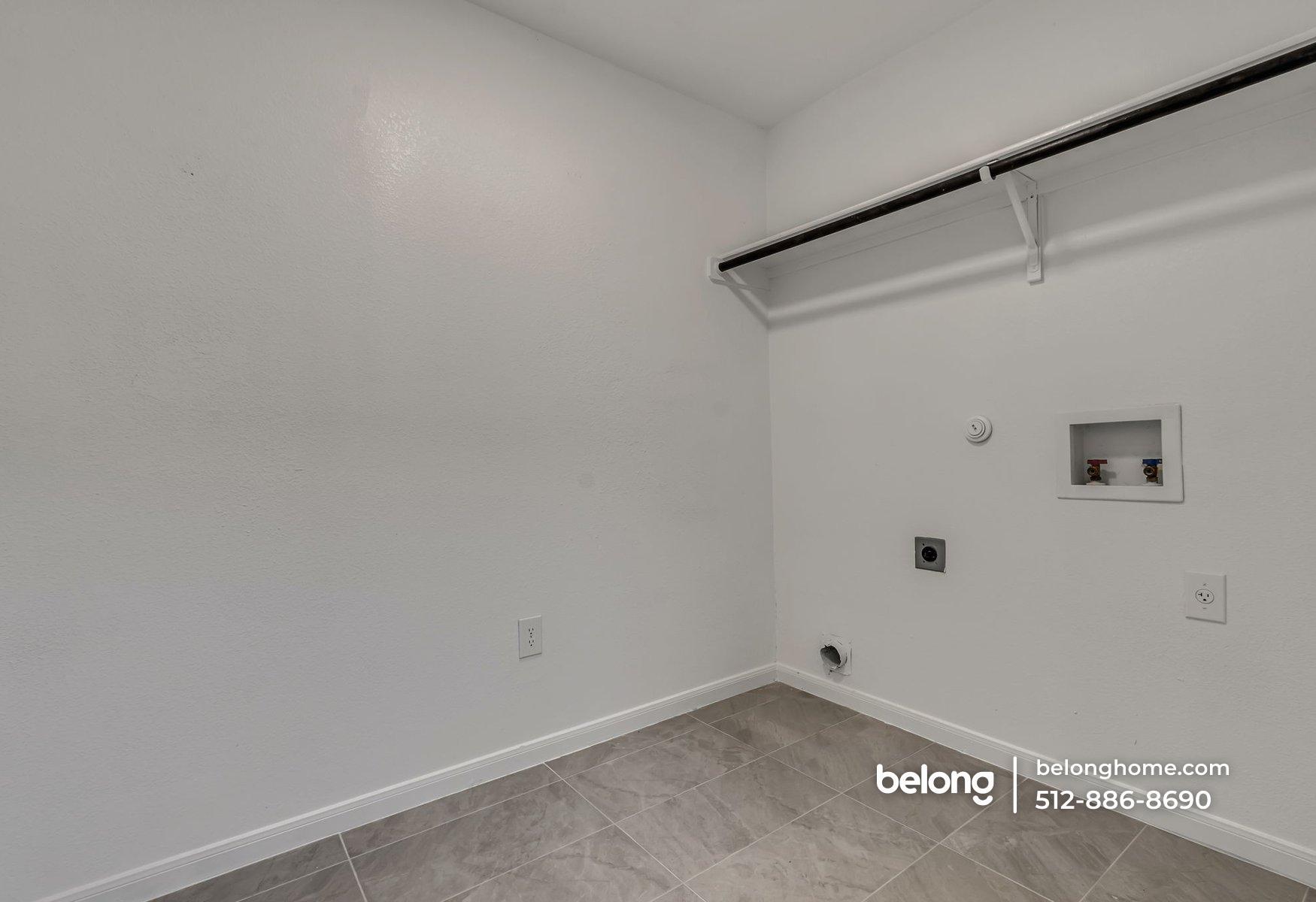 Building Photo - 5008 Irvine Ln