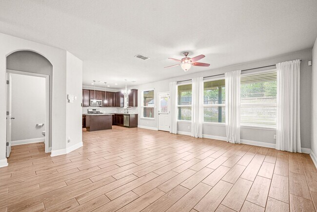 Building Photo - 13154 Beals Cir