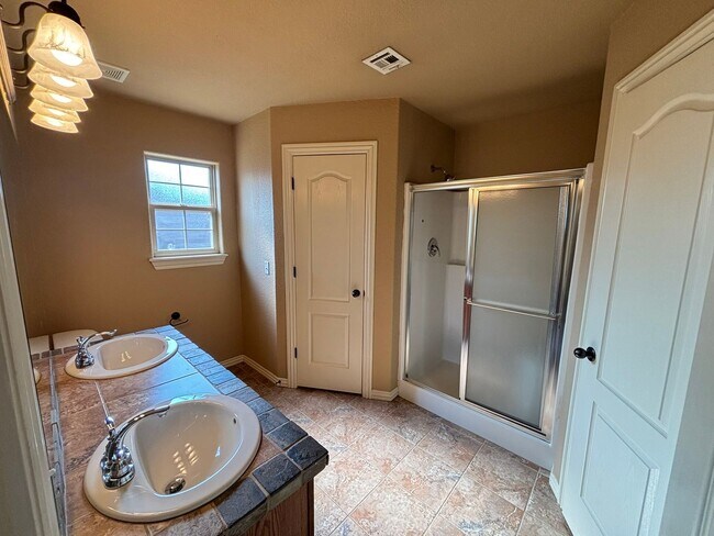 Building Photo - READY NOW! Your Future Home in Clabber Creek! Lawn Maintenance Included!